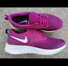 Nike Odyssey React Flyknit 2 Size 10.5 (27.5cm)