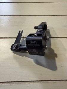 AAE Arizona Archery Enterprises Pro Blade Arrow Rest Black Right Hand