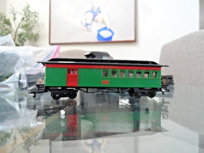 HAWTHORNE VILLAGE HO SCALE #6 VILLAGE EXPRESS PASSENGER CAR
