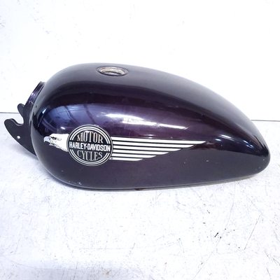 suke3　タンク　ハーレー FLHR1580 タンク 赤M 61268-09 ハーレー 純正 中古 バイク 部品