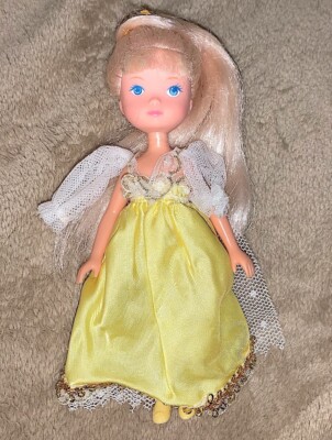 Vintage 1987 Marchon Enchanted Kingdom Fairy Tale Princess Doll Yellow Dress | eBay Vintage 1987 Marchon Enchanted Kingdom Fairy Tale Princess Doll Yellow Dress | eBay