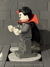 Lego Vampire Bob Oakley Scooby Doo minifigure from 75904