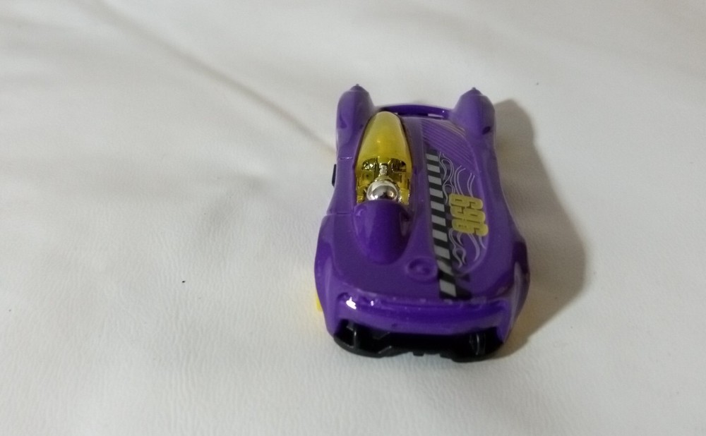 Hot Wheels Purple with Yellow Monoposto