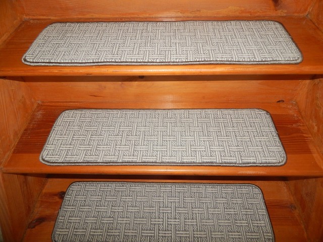 16 Step 9" x 30" + 2 Landing 29" x 30" ,45" x 29" Stair &hellip;