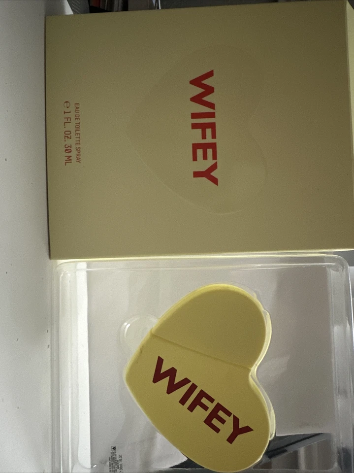 kkw perfume wifey New, Never Used. - Image 3 of 4