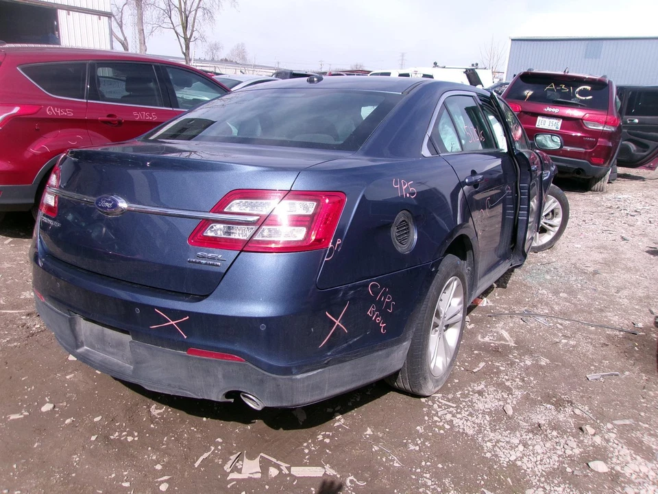 Used Engine Coolant Reservoir fits: 2018 Ford Taurus  Grade A - Image 4 of 4