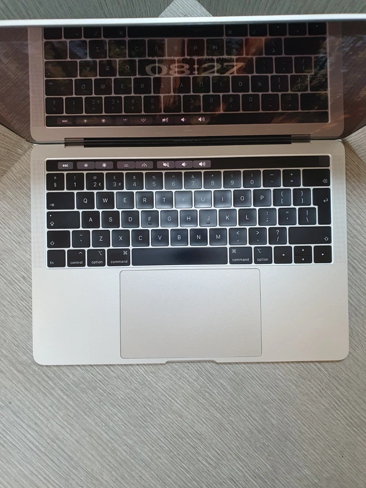 Apple MacBook Pro 13" 2018 · i5 · 16GB · 250GB, photo 3 of 5