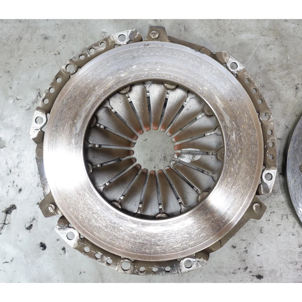 1996-1999 BMW E36 328i E39 528i M52 6-Cyl Sachs Clutch and Pressure Plate Set OE - Image 2 of 4