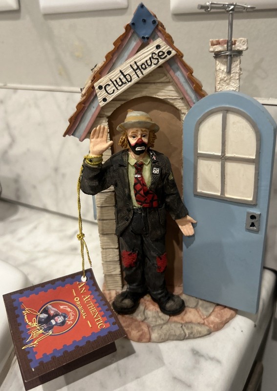 RARE Emmett Kelly Circus Collector Society 20 Years Club House HTF With Tag