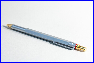 1990s Rotring 600 mechanical pencil in SILVER & GOLD for 0.5mm