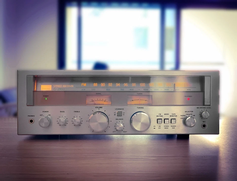Sansui G-2000 🌈RaRe🌈 Vintage Stereo AM/FM Receiver - Image 2 of 4