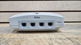 Sega Dreamcast System White Console Bundle with Controller
