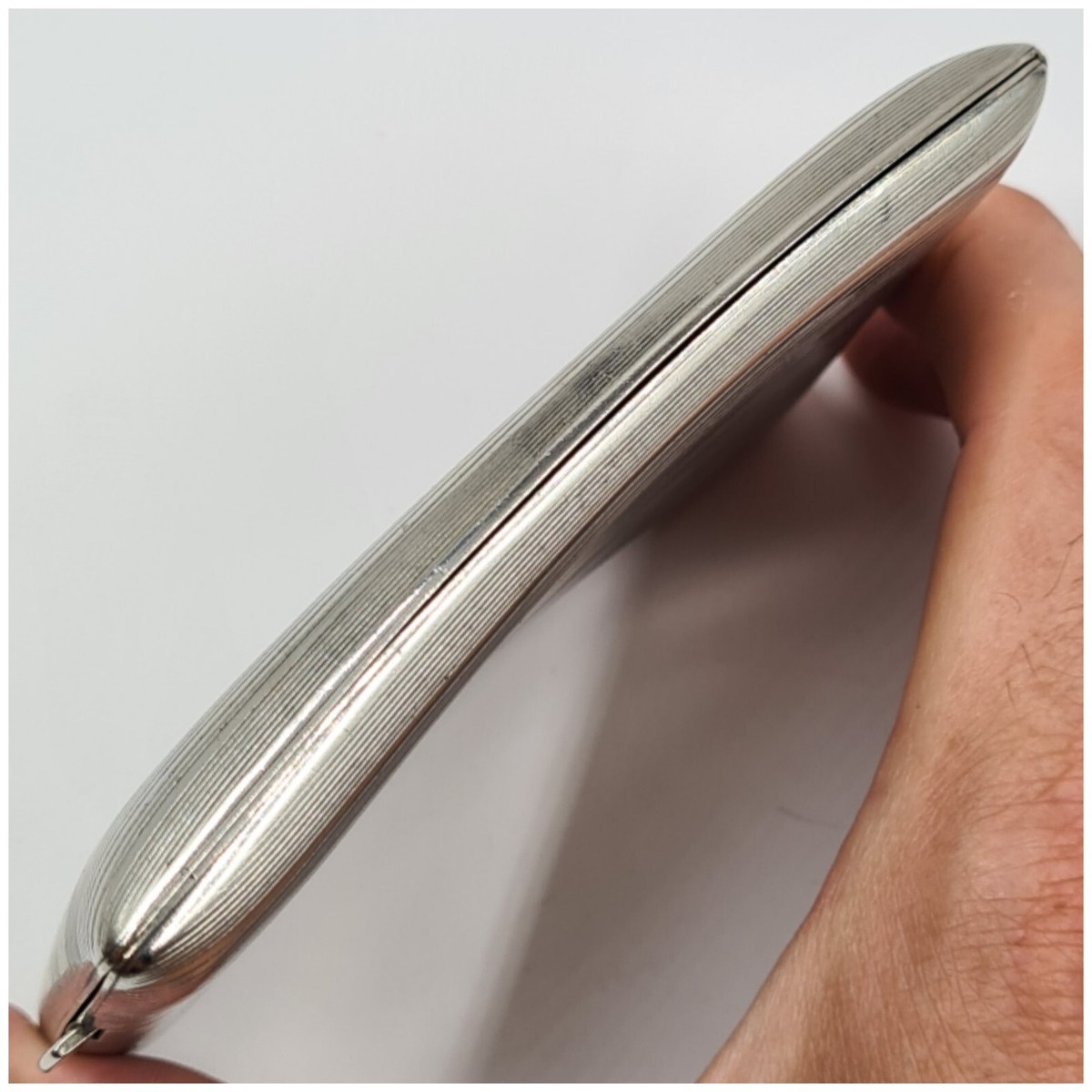 Étui à cigarettes métal EXTRA-BLANC extra-white metal cigarette case