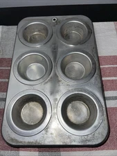 REMA USA -6-Cup Insulated Cup Cake/Muffin Baking Pan