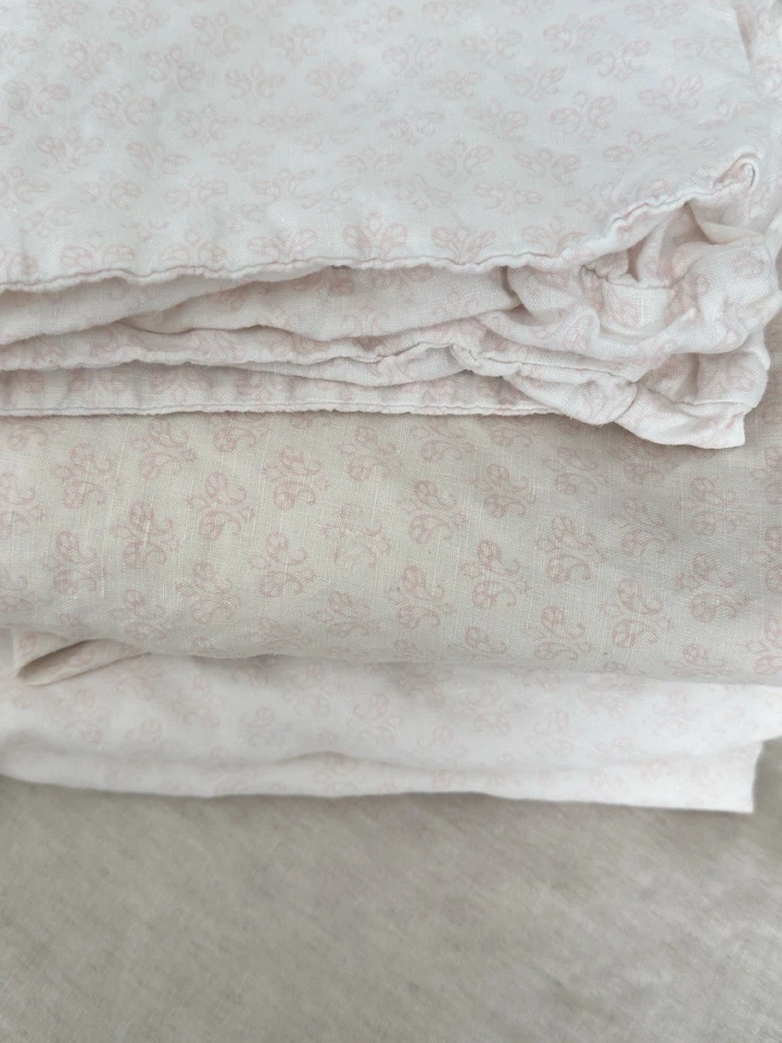 Restoration Hardware Baby & Child 100% Linen White Pink Paisley 3 Piece Set Crib - Image 3 of 4