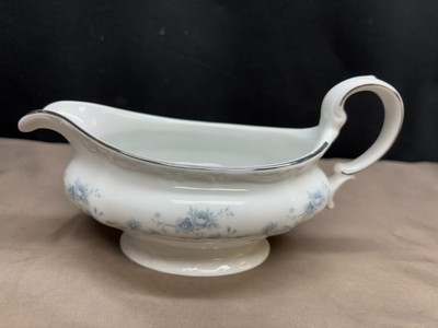 J.  Haviland ''BLUE GARLAND''  Germany ~ Gravy Boat   (NO UNDERPLATE)