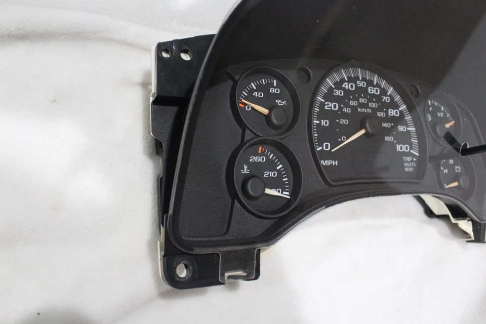 03-07 Chevy EXPRESS Gmc SAVANA DASH Cuadro de instrumentos INDICADORES Velocímetro FABP Foto 2 de 4