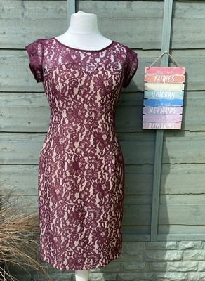 burgundy lace bodycon dress