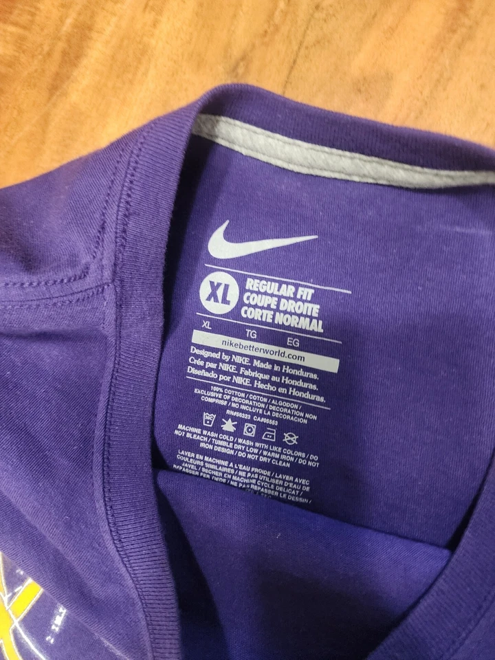 Vintage Los Angeles Lakers Nike Shirt XLarge Yellow Purple Pau Gasol Mens Kobe - Image 3 of 4