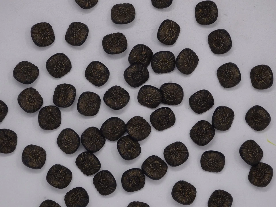 Vintage Gold and Black Rounded Sunburst 3D Shank Buttons 16mm Lot of 13 B125-11 - Image 2 of 4