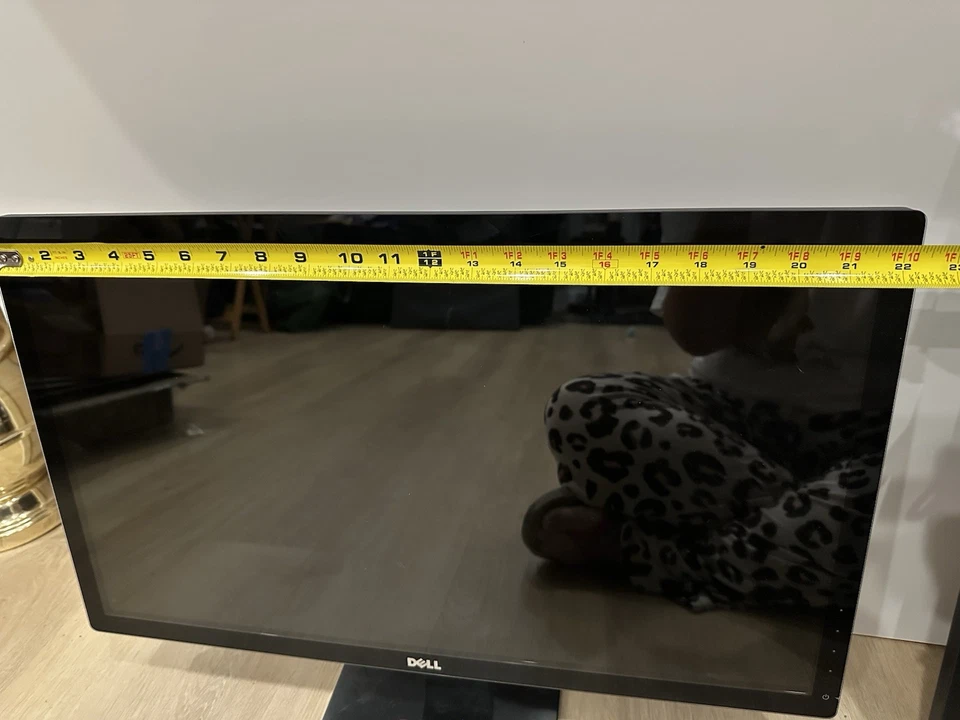 Dell LCD Monitor w/ Power Supply S2440Lb 24" Widescreen 1920x1080 Tilting Neck - Image 2 of 4