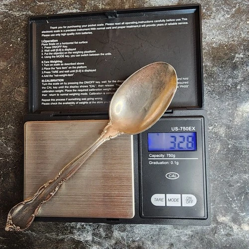 Mignonette by Lunt Sterling Silver 6" Spoon 32.8g