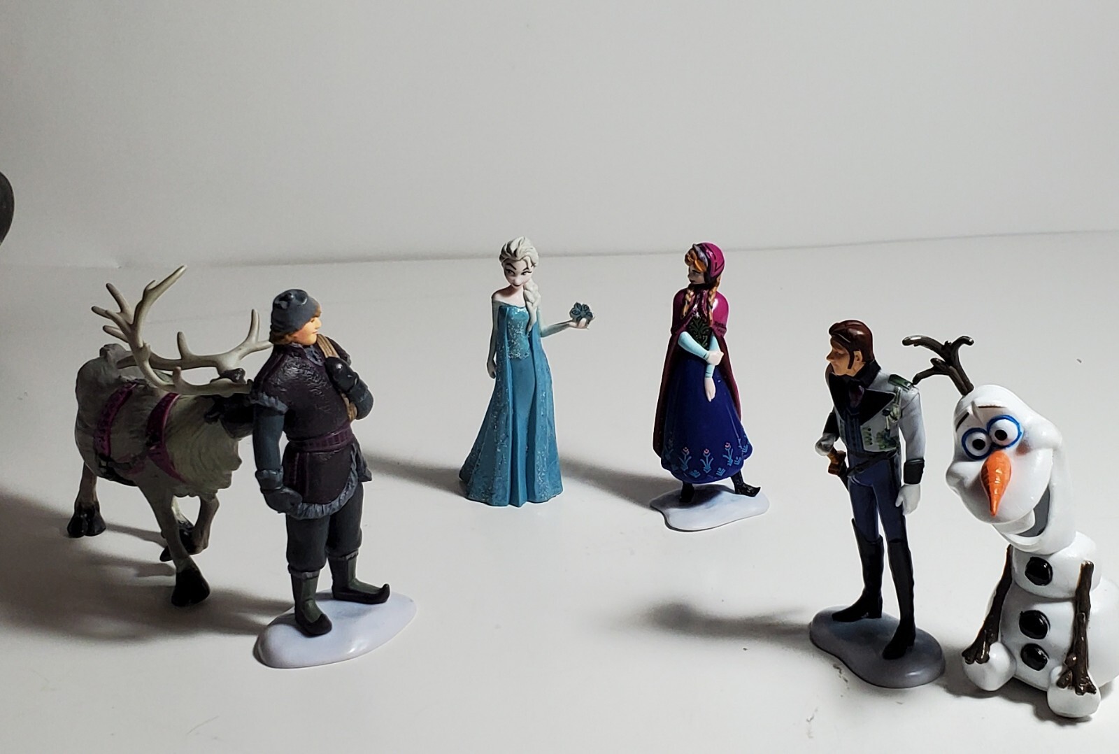 Disney's Frozon 6 Pc. Set Of Characters | eBay