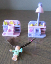 Vintage Bluebird Polly Pocket 1995 Comb 'n Curl Salon Playset