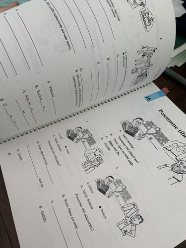 New First Steps in Latin - Spiral-bound By Pearcy, Lee & Nunc Loquamur Two Books - Picture 3 of 11