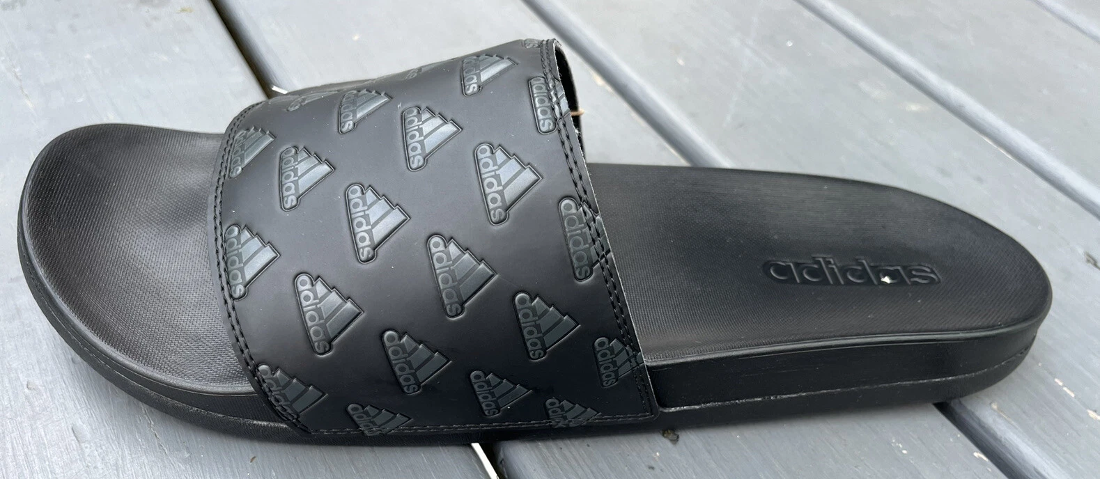 NUOVE scarpe slides da uomo con logo nero Adidas taglia 13