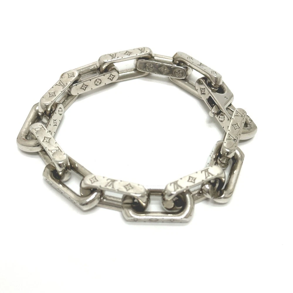 Louis Vuitton Monogram Chain Bracelet Silver Metal. Size M