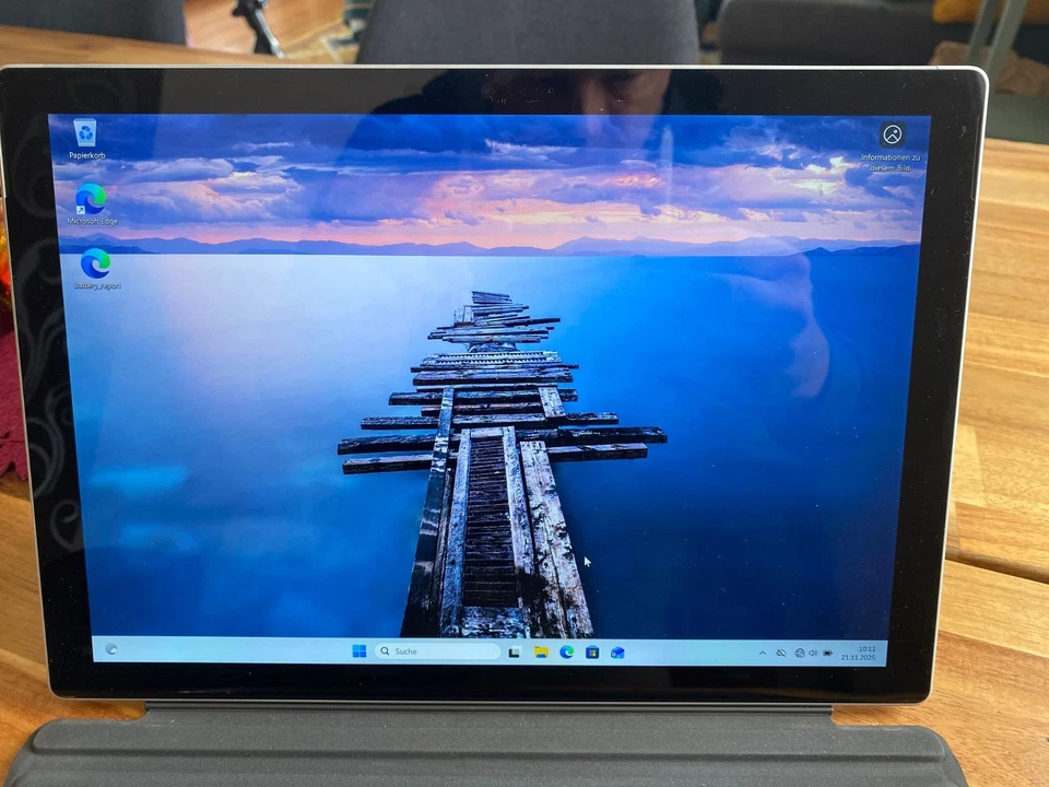 Microsoft Surface Pro 6 - Core i7-8650U / 8GB RAM / 256GB SSD / Akku Top! - Bild 2 von 4