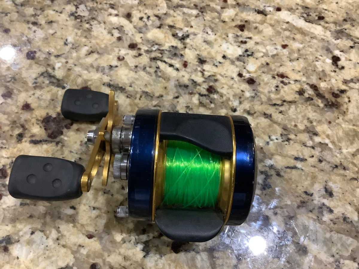 moulinet abu garcia ambassadeur 5601C4 6.3 couleur: bleu et or