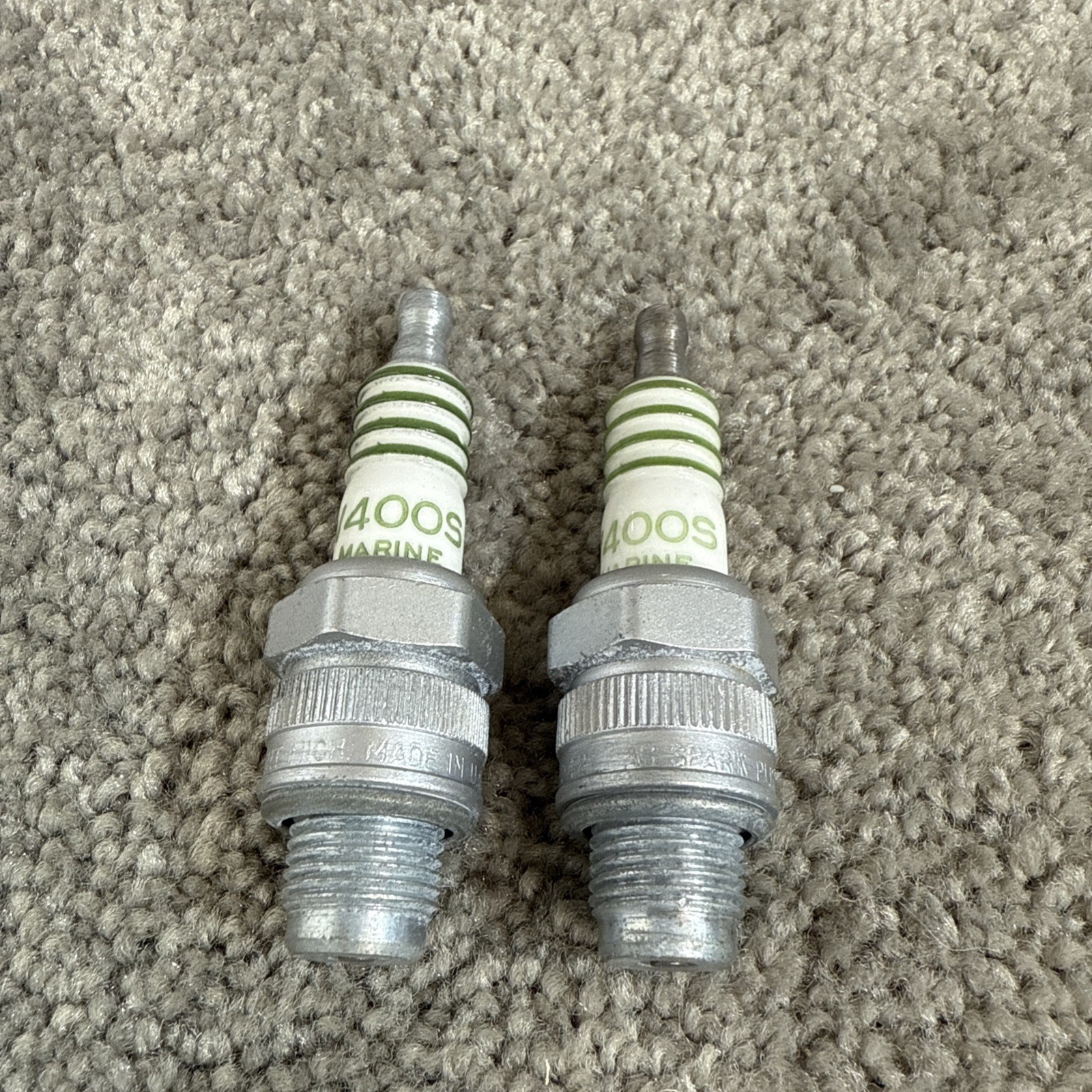 NOS AC Delco V400S Marine Spark Plug Made In USA Green Stripe Lot Of 2 Vintage