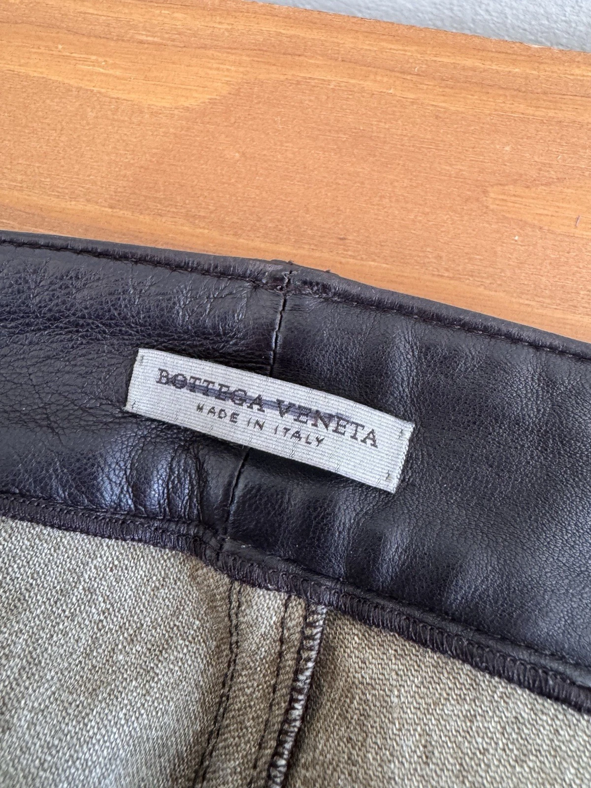 Pantalone archivio Bottega Veneta '06 pelle legato lana taglia IT 48 Italia $3980 uomo