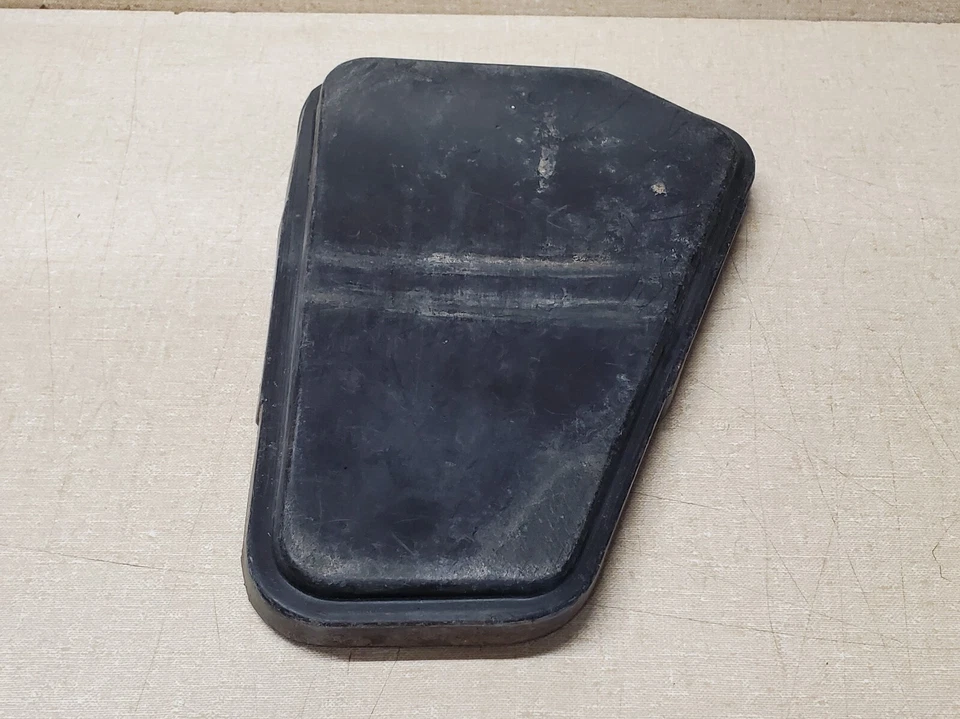 HONDA 17218-430-000 AIR BOX FILTER COVER CAP CR250R ELSINORE 1978 1979 1980 - Image 2 of 4