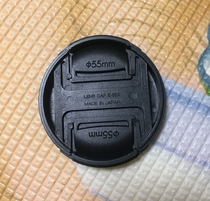 Cannon Center Pinch Snap On Front Lens Cap Cover 55mm for Canon Nikon Sony Fuji  - Image 2 of 2