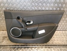 Porte arrière et accessoires Renault CLIO