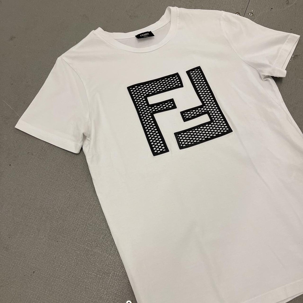 Fendi logo print shirt 2025 Fendi logo print shirt 2025