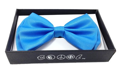 Classic Black Clip-On Bow Tie For Men & Women – Adjustable Tuxedo Neckwear