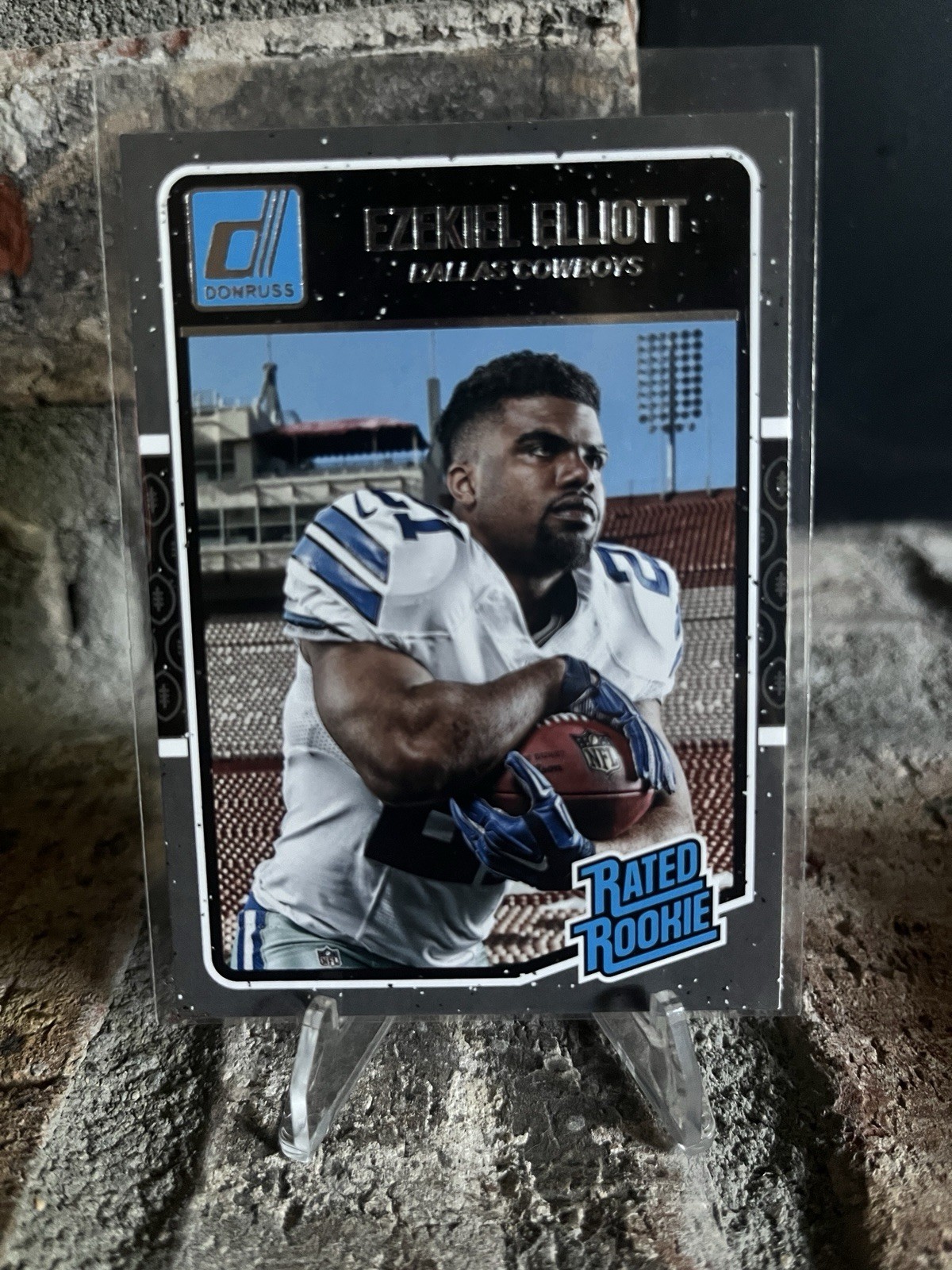2016 Donruss - Rated Rookies Ezekiel Elliott #368 (RC)
