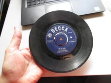 THE DENNISONS: BE MY GIRL B/W LITTLE LATIN LUPE LU 7"  (1963) DECCA RARE BEAT
