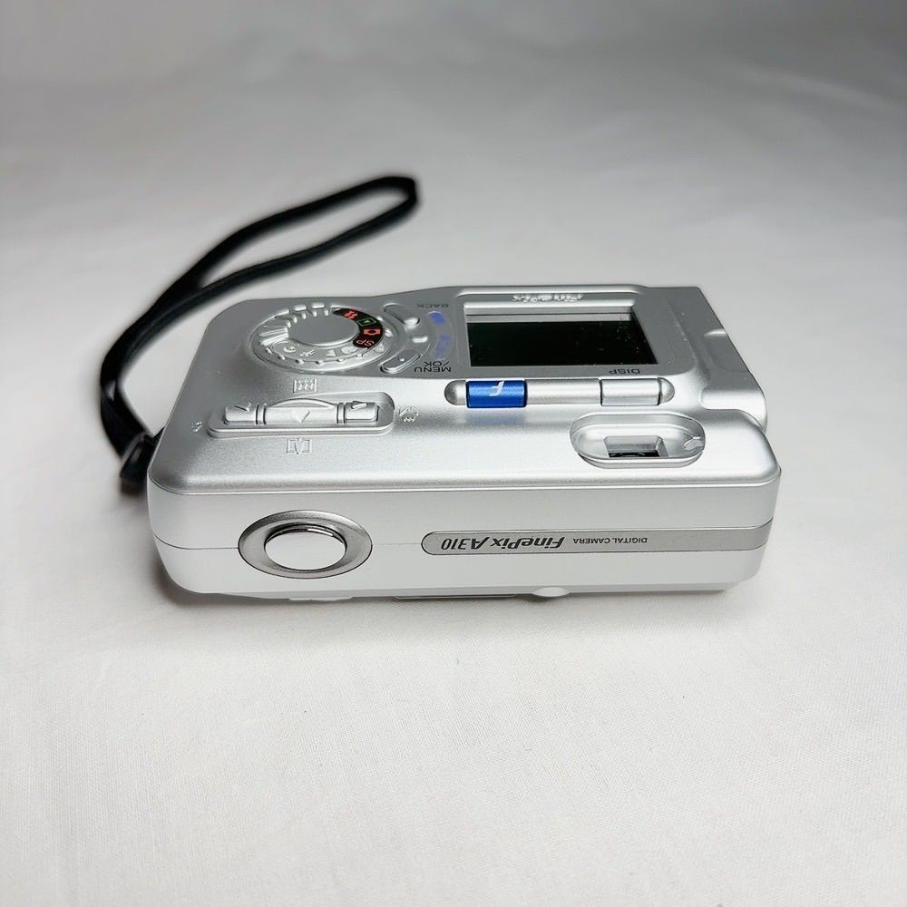 Fujifilm FinePix A310 Compact Digital Camera 3MP CCD Lightweight