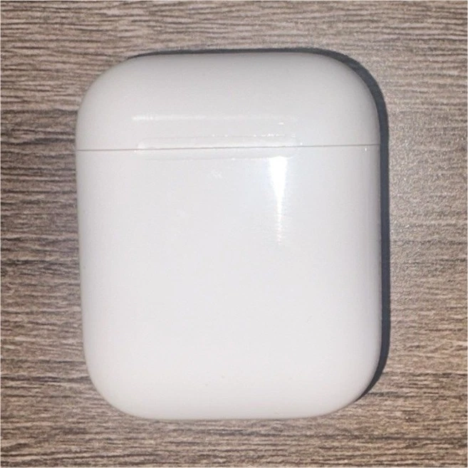 Apple AirPods (1st generation), foto 1 di 5