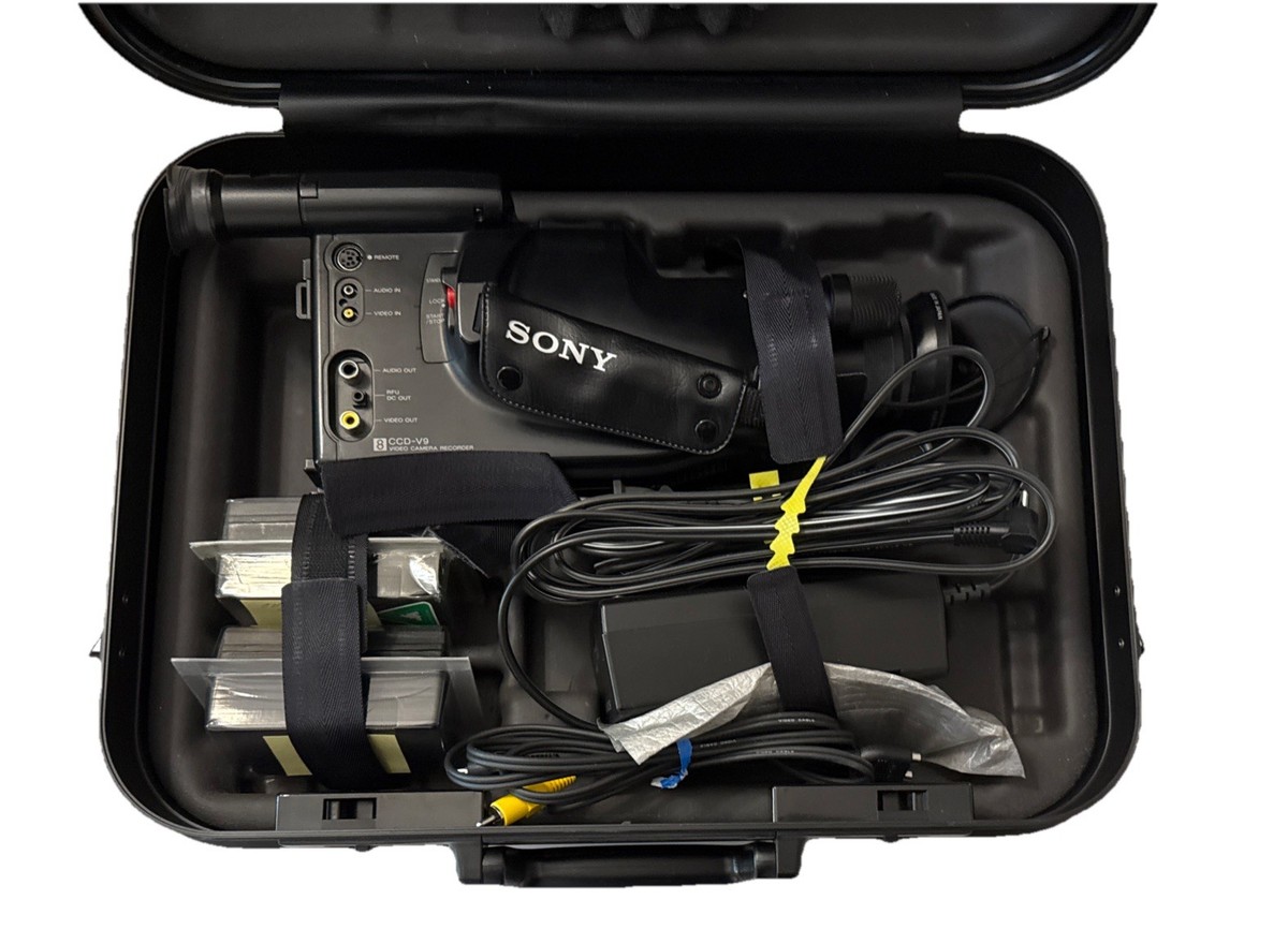 Sony Video 8 Handycam Pro Ccd-v9 /v90 Instruction Manual for sale