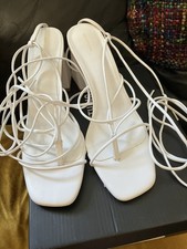 Pretty Little Thing Uk 8 Eur 41 White Square Toe Thong Strappy Lace Up Sandals