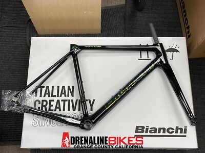 Bianchi specialissima CV フレームセット Bianchi Specialissima CV Disc Frameset + Stem & Bar | eBay