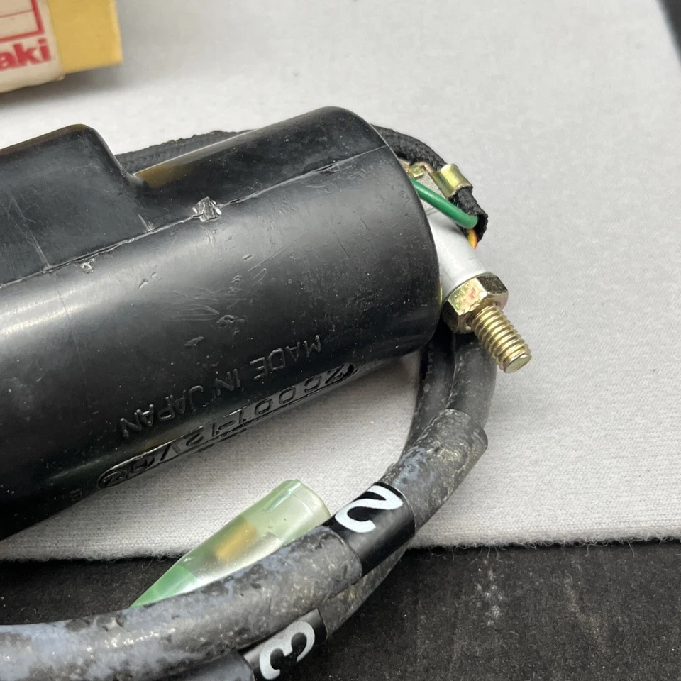 RR@3.20 川崎 NOS 全新 21121-1004 点火线圈 KZ KZ1000 KZ900 LTD Z1R 警察 — 第 4/4 张图片