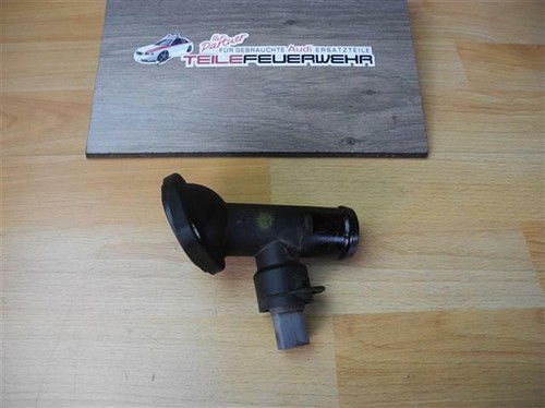 VW Audi A3 8P Seat Skoda 2.0l TDI BMN BMM BKD AZV Rohrstutzen Rohr 03G121121D