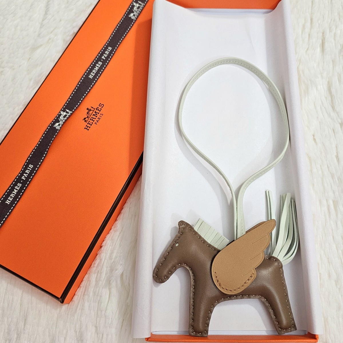 HERMES PEGASE PEGASUS Wing Rodeo Bag Charm Etoupe Vert Biscuit 